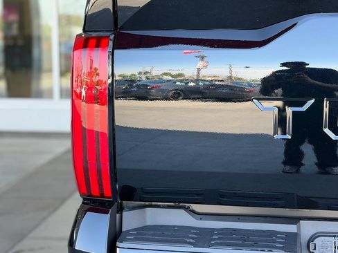 New 2026 Toyota Tundra SR5 RWD image 10