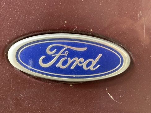 Used 1997 Ford F150 XLT image 32