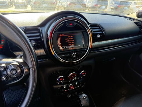 Used 2016 MINI Cooper Clubman image 19