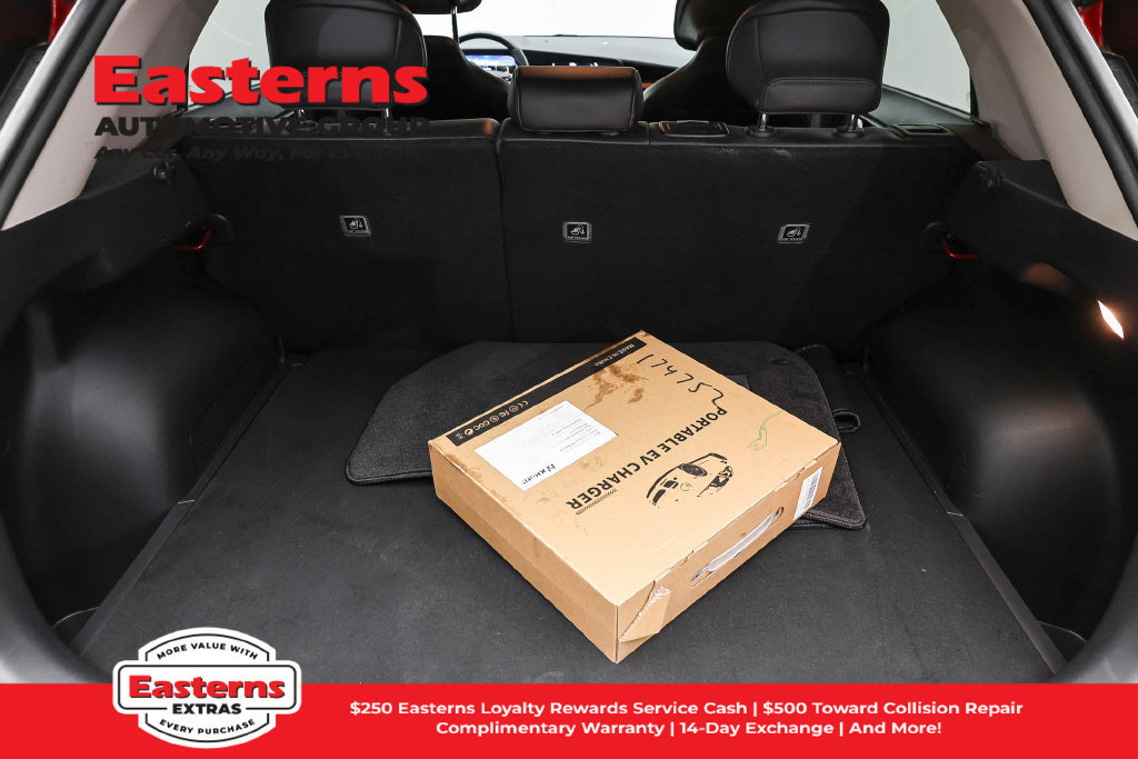 Used 2023 Kia Niro Wind w/ Wind Preserve Package FWD image 10