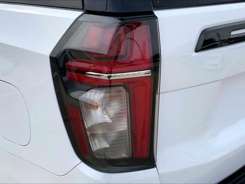 Used 2022 Chevrolet Tahoe RST w/ Luxury Package image 28