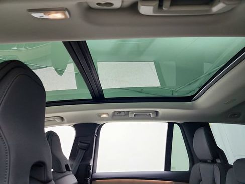New 2026 Volvo XC90 B6 Plus w/ Protection Package AWD/4WD image 18