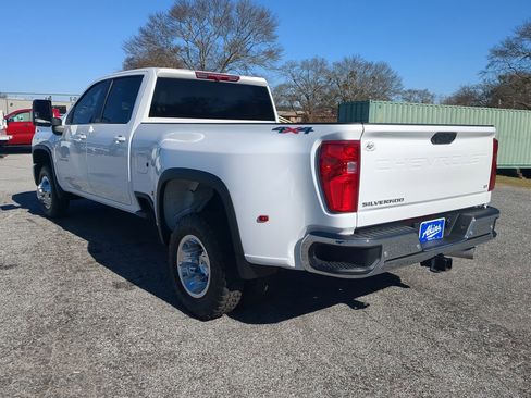 Used 2025 Chevrolet Silverado 3500 LT w/ All Star Edition image 5