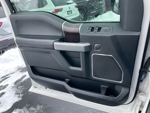 Used 2016 Ford F150 Platinum w/ Equipment Group 701A Luxury image 59