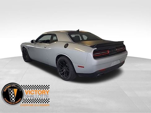 Used 2023 Dodge Challenger SRT Hellcat image 9