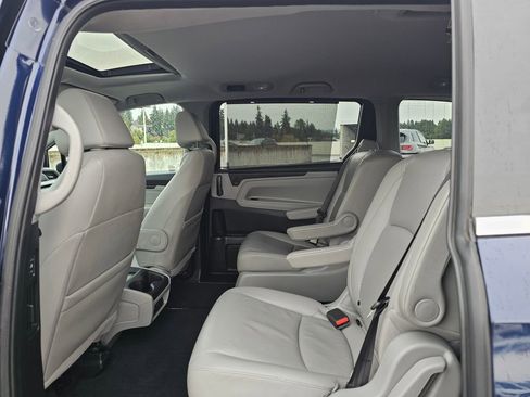 Used 2018 Honda Odyssey EX-L image 19