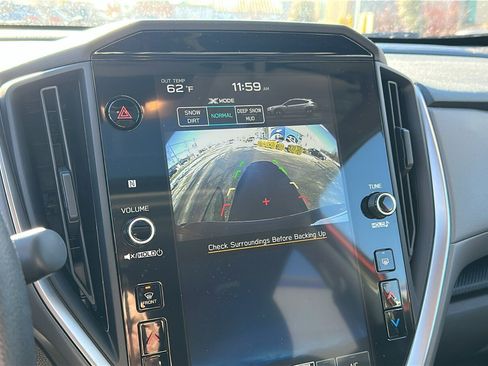 Certified 2025 Subaru Crosstrek 2.0i Premium image 16