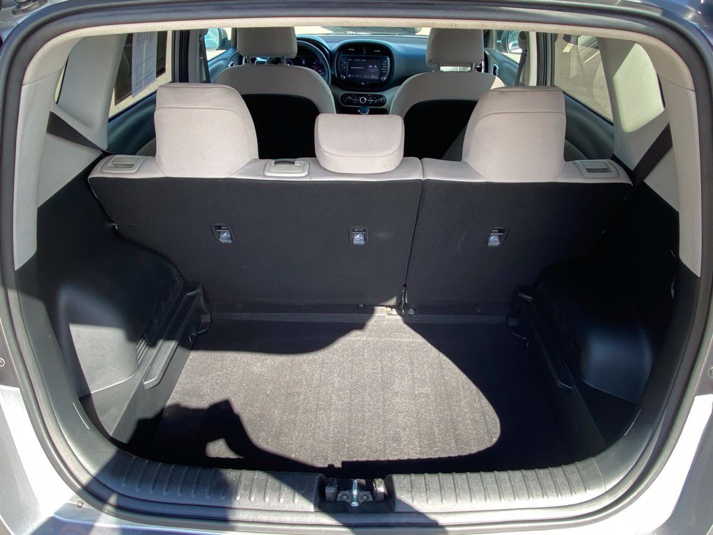 Used 2022 Kia Soul LX FWD image 9