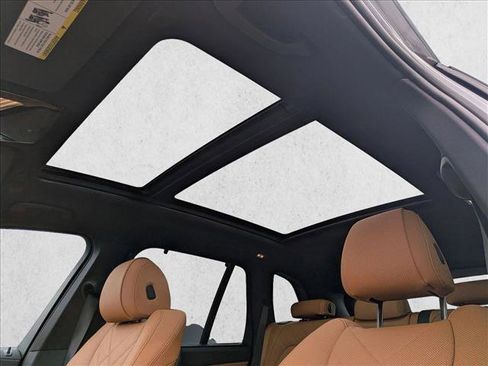 New 2026 BMW X5 xDrive50e w/ Executive Package image 15