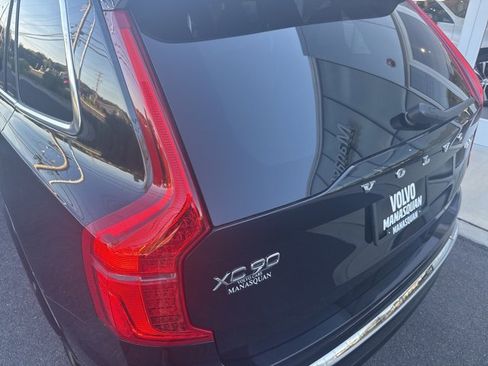 Certified 2025 Volvo XC90 B5 Core image 10
