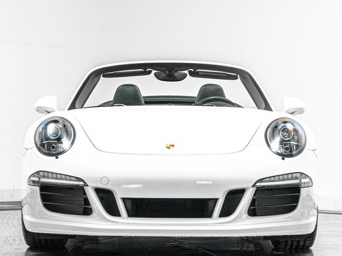 Used 2016 Porsche 911 Carrera 4 GTS AWD/4WD image 4