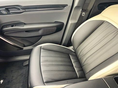 New 2026 Kia EV9 GT-Line image 17