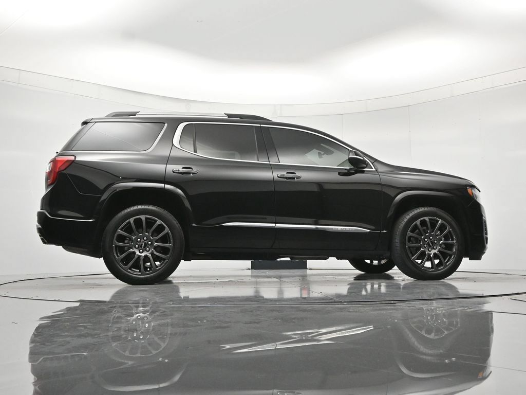 Certified 2023 GMC Acadia Denali w/ Black Diamond Edition FWD image 43