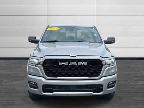 Used 2025 RAM 1500 Big Horn AWD/4WD image 9