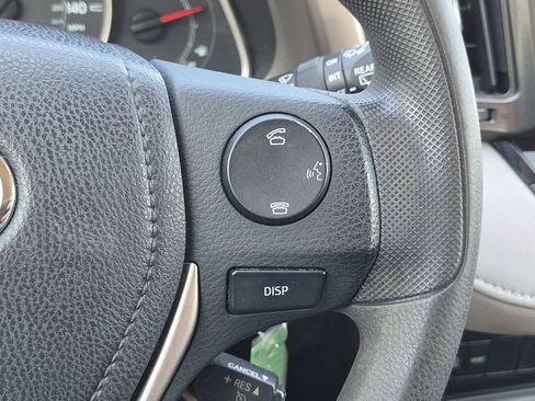 Used 2015 Toyota RAV4 XLE FWD image 13