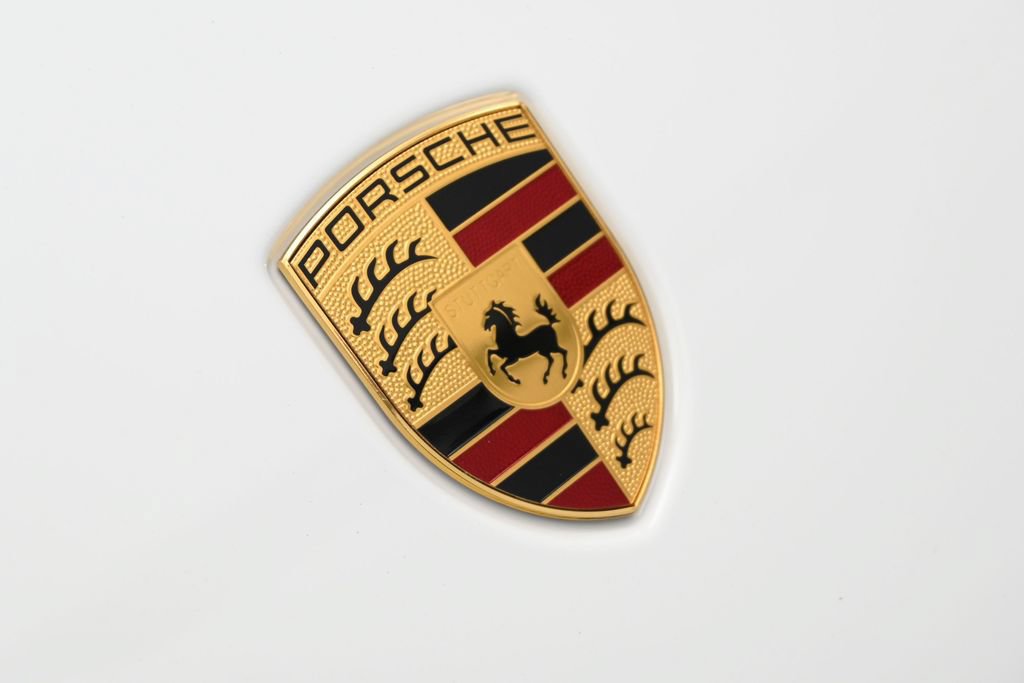 Certified 2026 Porsche Macan AWD/4WD image 31