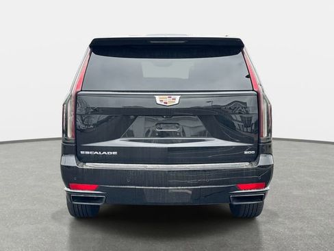 Used 2022 Cadillac Escalade Sport w/ Touring Package image 4