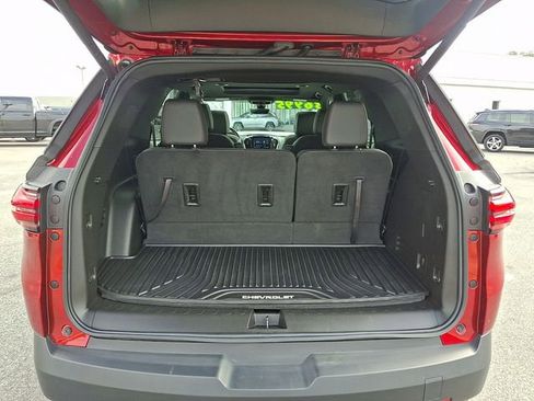 Used 2023 Chevrolet Traverse RS image 29