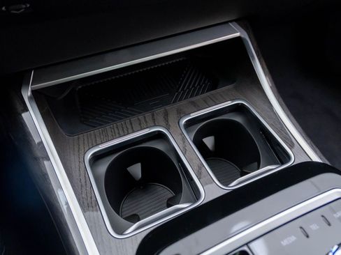 New 2026 BMW 760i xDrive w/ Executive Package image 29