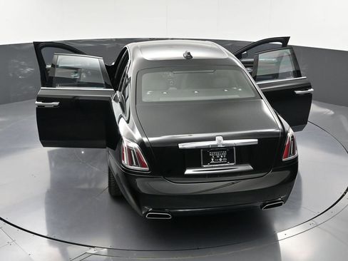 Certified 2025 Rolls-Royce Ghost image 40