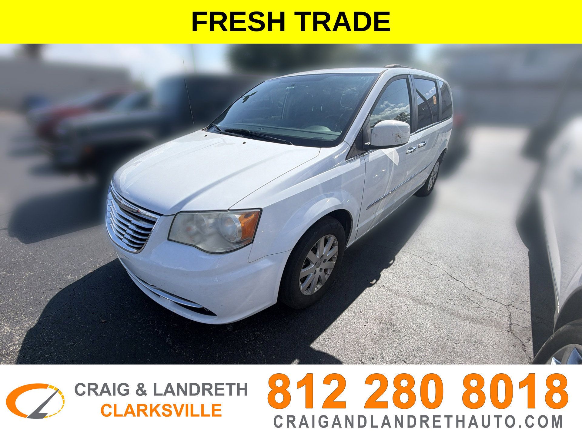 Used 2015 Chrysler Town & Country Touring w/ Driver Convenience Group FWD image 1