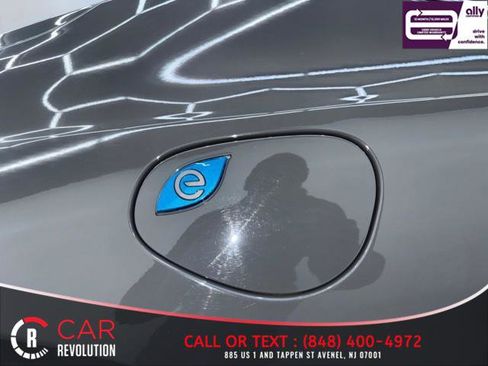 Used 2021 Chrysler Pacifica Touring-L image 55