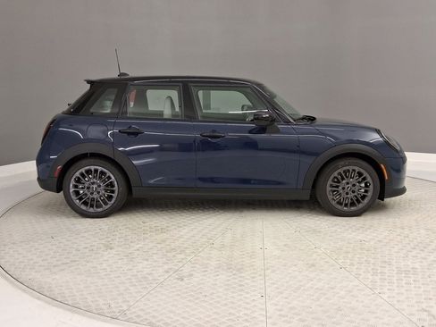 New 2026 MINI Cooper S image 5