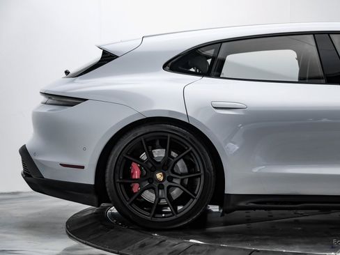 Used 2023 Porsche Taycan GTS w/ Premium Package image 17