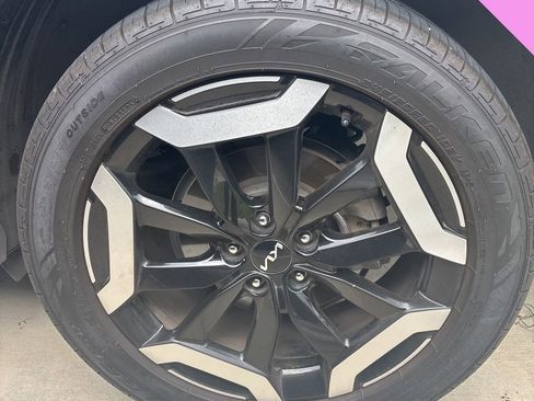 Used 2024 Kia Telluride S w/ S Sunroof Package FWD image 19