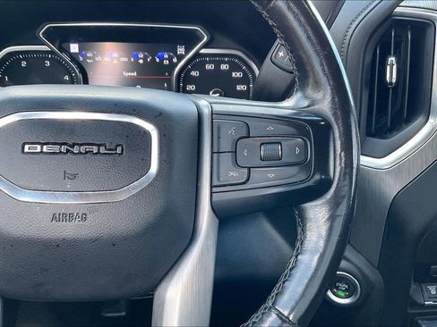 Used 2022 GMC Sierra 2500 Denali w/ Denali Ultimate Package image 11