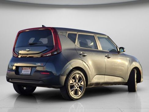 Used 2021 Kia Soul S image 19
