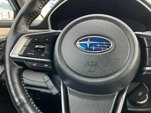 Certified 2022 Subaru Outback Limited image 21
