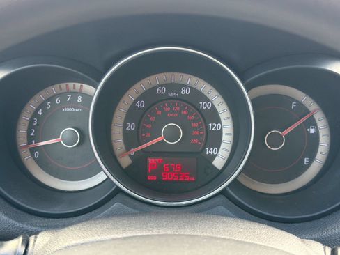 Used 2011 Kia Forte EX FWD image 21