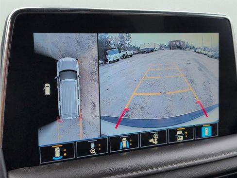 Used 2021 Chevrolet Tahoe LT w/ LT Signature Package image 15