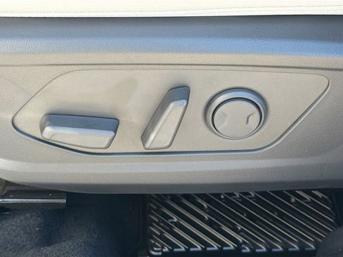 New 2026 Hyundai Tucson Limited image 25