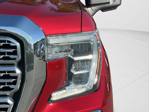 Used 2019 GMC Sierra 1500 Denali w/ Denali Ultimate Package AWD/4WD image 27