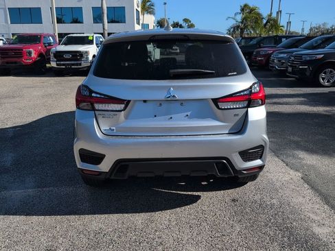 Used 2024 Mitsubishi Outlander Sport SE image 4