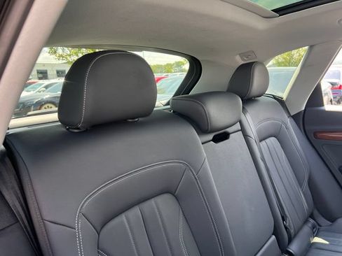 Used 2023 Audi Q5 2.0T Premium w/ Convenience Package AWD/4WD image 26