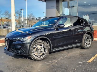 New 2025 Alfa Romeo Stelvio Sprint w/ Convenience Package