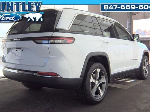 Used 2023 Jeep Grand Cherokee 4WD 4xe image 4