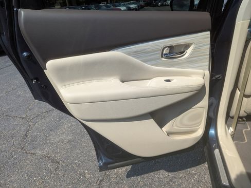 Used 2016 Nissan Murano Platinum w/ Platinum Technology Package image 40