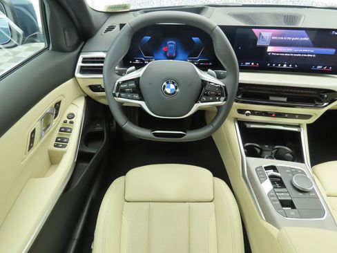 Certified 2025 BMW 330i Sedan w/ Premium Package image 10