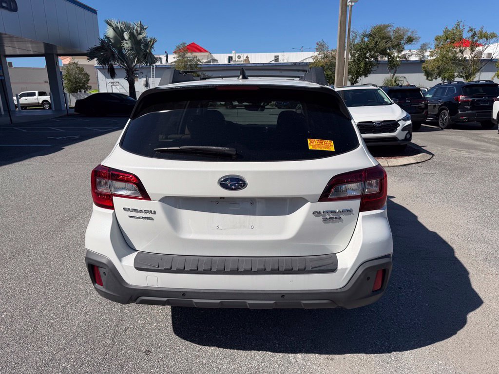 Used 2018 Subaru Outback 3.6R Limited AWD/4WD image 5