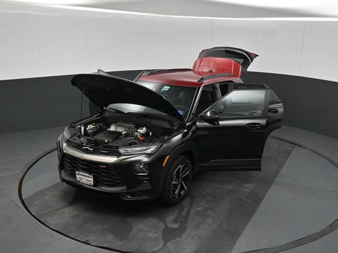 Used 2021 Chevrolet TrailBlazer RS w/ Convenience Package AWD/4WD image 27