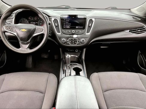 Used 2020 Chevrolet Malibu LT FWD image 15