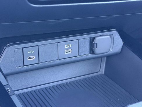 New 2026 Toyota Prius Plug-In Hybrid image 23