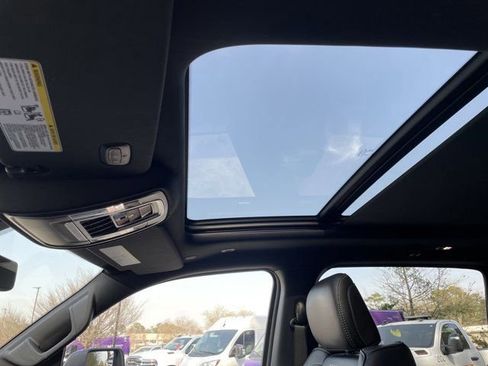 Used 2025 RAM 1500 RHO w/ RHO Level 1 Equipment Group AWD/4WD image 2