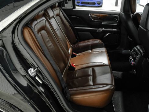 Used 2018 Lincoln Continental Reserve FWD image 39