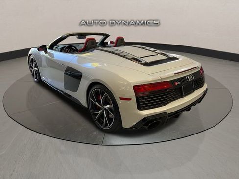 Used 2022 Audi R8 V10 performance image 4