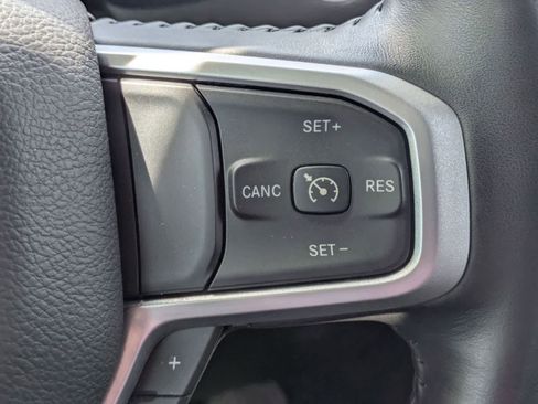 Used 2024 RAM 1500 Big Horn AWD/4WD image 9